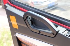 中国重汽 豪沃MATE 240马力 4X2 6.75米仓栅式载货车