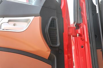 �й����� ����MATE 240���� 4X2 6.75�ײ�դʽ�ػ���ͼƬ