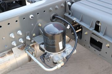 �й����� ����MATE 240���� 4X2 6.75�ײ�դʽ�ػ���ͼƬ