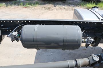 �й����� ����MATE 240���� 4X2 6.75�ײ�դʽ�ػ���ͼƬ