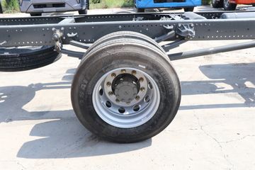 �й����� ����MATE 240���� 4X2 6.75�ײ�դʽ�ػ���ͼƬ