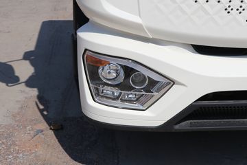 �й����� ����MATE 240���� 4X2 9.65����ʽ�ػ���ͼƬ