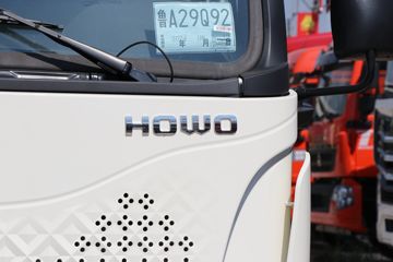 �й����� ����MATE 240���� 4X2 9.65����ʽ�ػ���ͼƬ