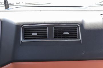 �й����� ����MATE 240���� 4X2 9.65����ʽ�ػ���ͼƬ