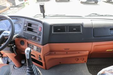 �й����� ����MATE 240���� 4X2 9.65����ʽ�ػ���ͼƬ