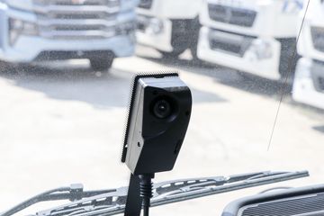 �й����� ����MATE 240���� 4X2 9.65����ʽ�ػ���ͼƬ