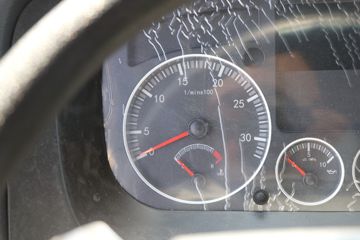 �й����� ����MATE 240���� 4X2 9.65����ʽ�ػ���ͼƬ