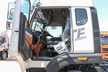 �й����� ����MATE 240���� 4X2 9.65����ʽ�ػ���ͼƬ