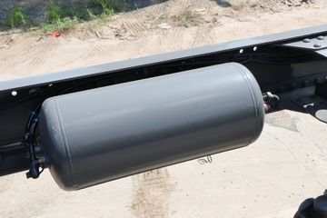 �й����� ����MATE 240���� 4X2 9.65����ʽ�ػ���ͼƬ