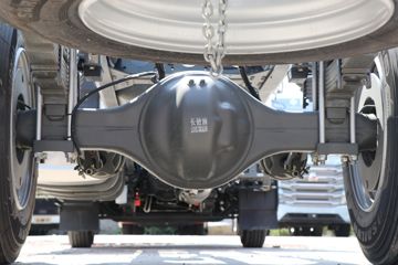 �й����� ����MATE 240���� 4X2 9.65����ʽ�ػ���ͼƬ