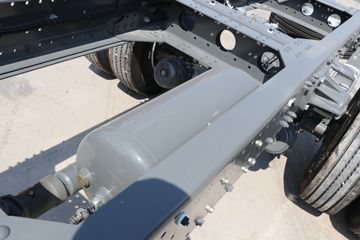 �й����� ����MATE 240���� 4X2 9.65����ʽ�ػ���ͼƬ