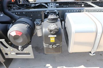 �й����� ����MATE 240���� 4X2 9.65����ʽ�ػ���ͼƬ