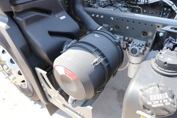 �й����� ����MATE 240���� 4X2 9.65����ʽ�ػ���ͼƬ