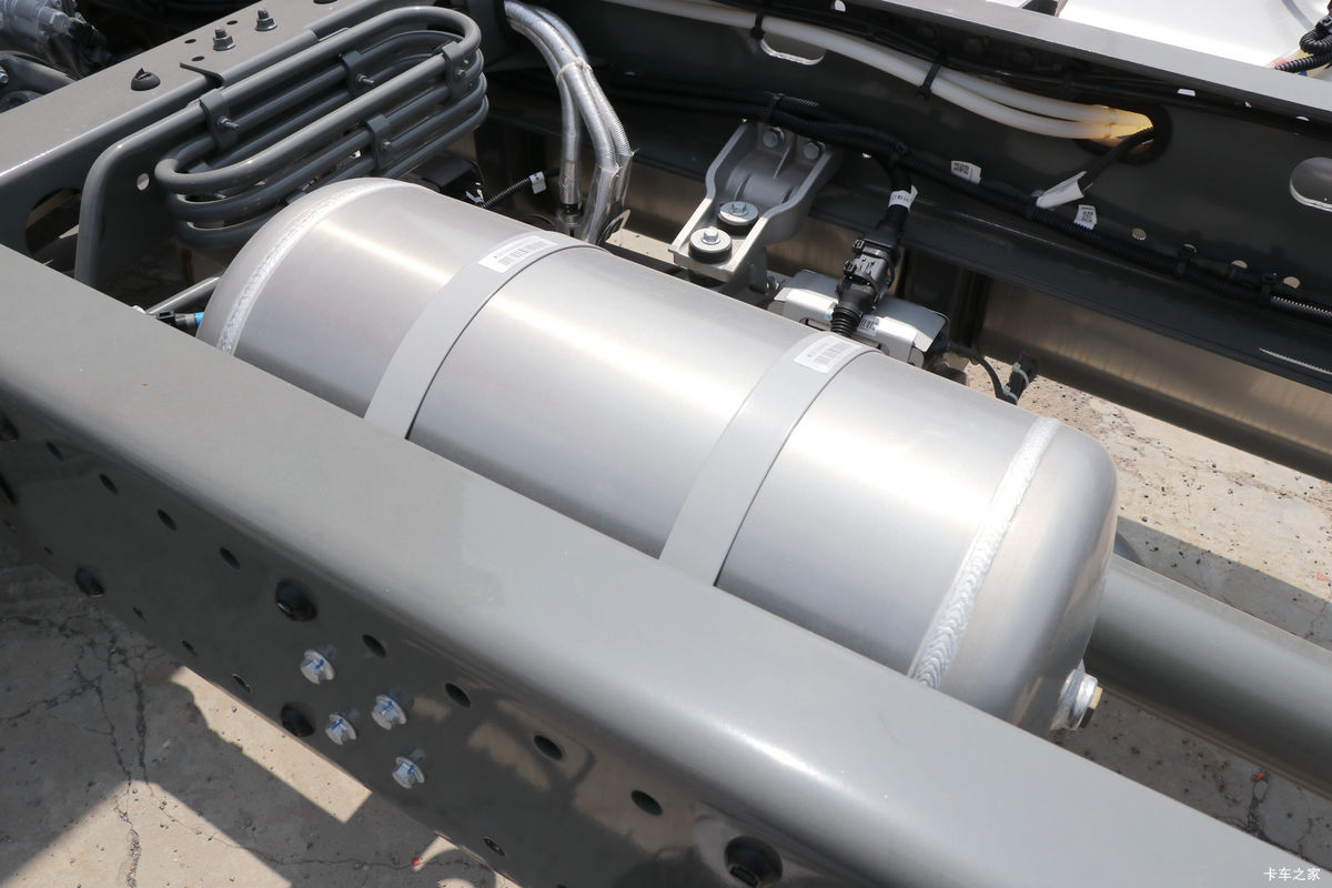 �й����� HOWO TX7 290���� 4X2 9.6��AMT�Զ�����ʽ�ػ�������                                                