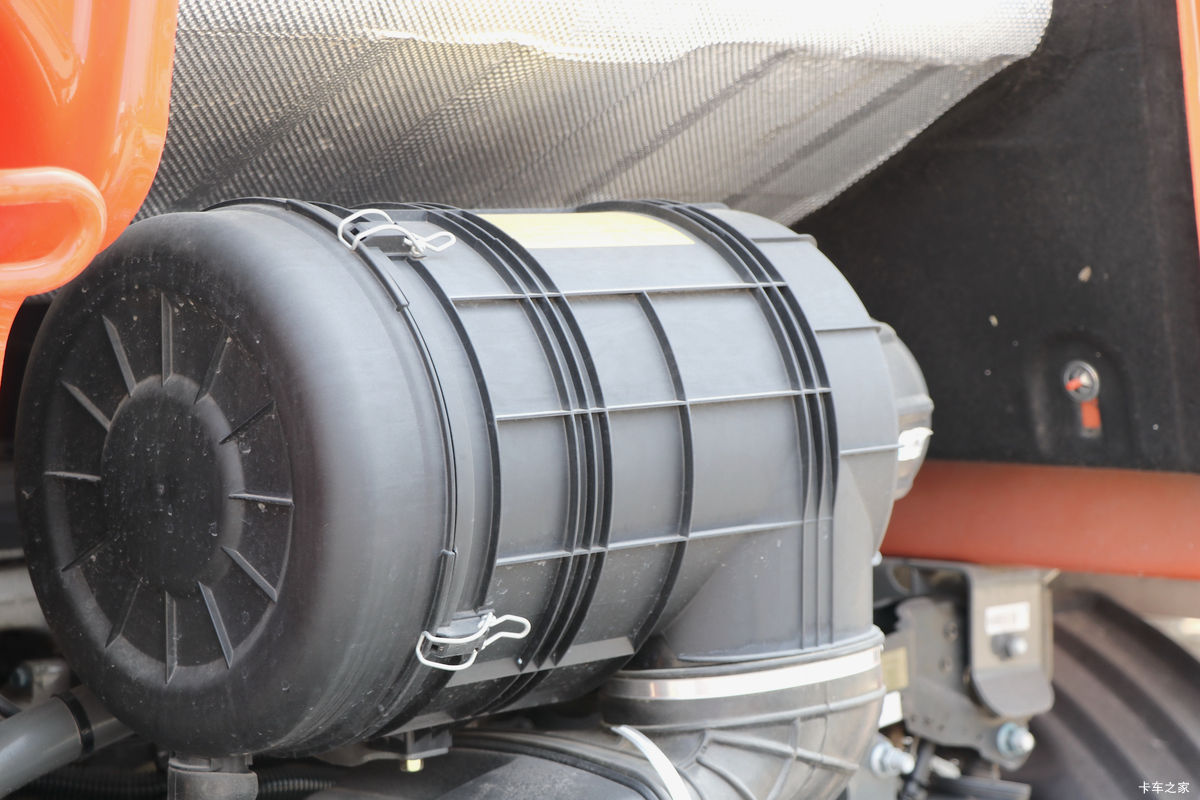 �й����� HOWO TX7 290���� 4X2 9.6��AMT�Զ�����ʽ�ػ�������                                                