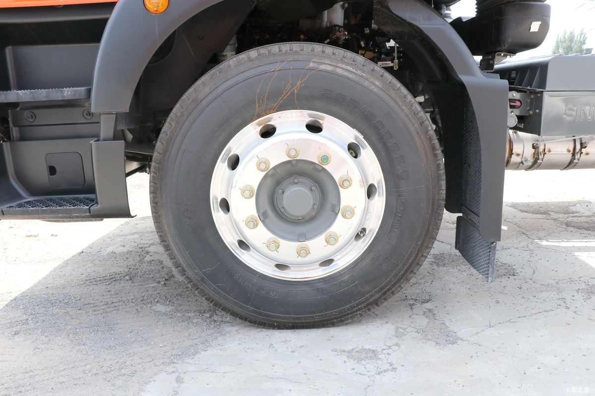 �й����� HOWO TX7 290���� 4X2 9.6��AMT�Զ�����ʽ�ػ�������                                                