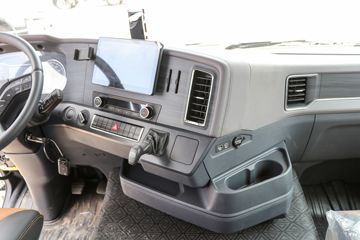 �й����� HOWO TX7 PRO 290���� 4X2 9.6��AMT�Զ�����ʽ�ػ���ͼƬ