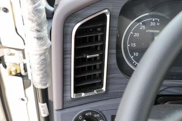 �й����� HOWO TX7 PRO 290���� 4X2 9.6��AMT�Զ�����ʽ�ػ���ͼƬ