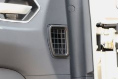 中国重汽 HOWO TX7 PRO 290马力 4X2 9.6米AMT自动档厢式载货车