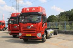 青岛解放 JK6 280马力 4X2 9.78米LNG厢式载货车(CA5181XXYP28K8L7NE6A90)