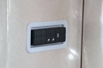 �й����� �ǵ¿�SITRAK G5S 330���� 4X2 6.8��AMT�Զ�����ʽ�ػ���ͼƬ