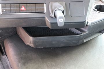 �й����� �ǵ¿�SITRAK G5S 330���� 4X2 6.8��AMT�Զ�����ʽ�ػ���ͼƬ