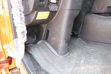 �й����� �ǵ¿�SITRAK G5S 330���� 4X2 6.8��AMT�Զ�����ʽ�ػ���ͼƬ