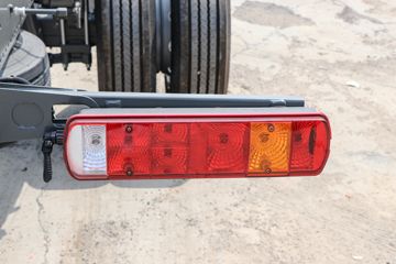 �й����� �ǵ¿�SITRAK G5S 330���� 4X2 6.8��AMT�Զ�����ʽ�ػ���ͼƬ