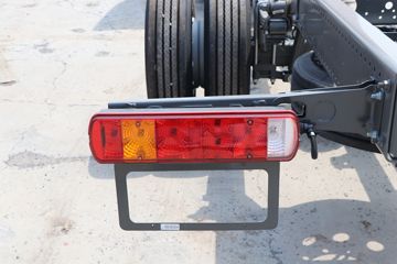 �й����� �ǵ¿�SITRAK G5S 330���� 4X2 6.8��AMT�Զ�����ʽ�ػ���ͼƬ