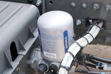 �й����� �ǵ¿�SITRAK G5S 330���� 4X2 6.8��AMT�Զ�����ʽ�ػ���ͼƬ