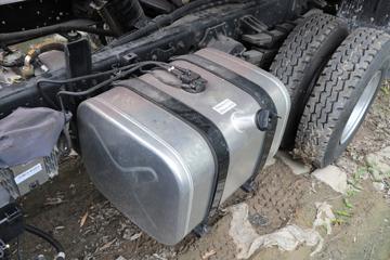 �ɵ��³� V3ϵ�� 157���� 4X2 4.2����ж��ͼƬ