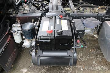 �ɵ��³� V3ϵ�� 157���� 4X2 4.2����ж��ͼƬ