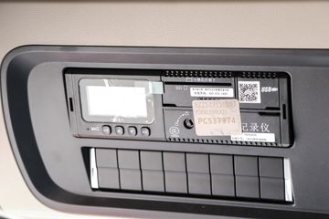 �й����� �ǵ¿�SITRAK G7S 350���� 6X2 9.6��AMT�Զ�����դʽ�ػ���(ZZ5256CCYN56CHF1)ͼƬ