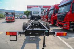 东风商用车 天锦KR PLUS 舒适版2024款 280马力 4X2 9.8米LNG厢式载货车(DFH5180XXYE27)