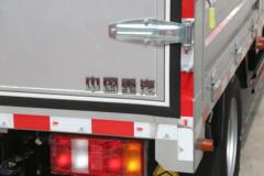 中国重汽HOWO 悍将M 165马力 3.85米排半仓栅式轻卡(万里扬8档)(ZZ5047CCYC3314F145)