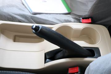 ������Խ��X3 PLUS EV 3.7T 3.6�׵��Ŵ��綯����΢��55.7kWhͼƬ