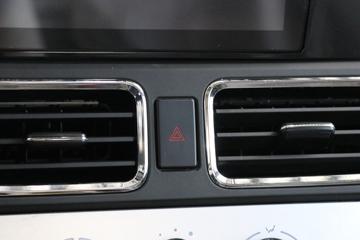 ������Խ��X3 PLUS EV 3.7T 3.6�׵��Ŵ��綯����΢��55.7kWhͼƬ