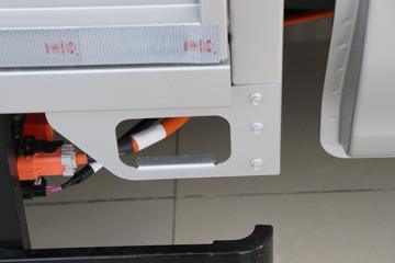 ������Խ��X3 PLUS EV 3.7T 3.6�׵��Ŵ��綯����΢��55.7kWhͼƬ