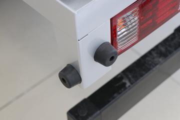 ������Խ��X3 PLUS EV 3.7T 3.6�׵��Ŵ��綯����΢��55.7kWhͼƬ