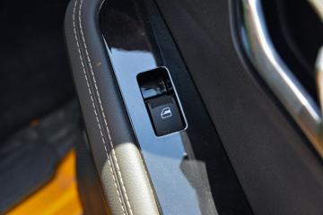 ������ʮ�� ���� 2.4T���� 218���� ���� ���ճ�(��ˮ��)ͼƬ