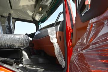 ����ʮͨ ����� 200���� 4X2 �泵�������䳵(STQ5188JSQ6)ͼƬ