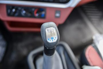 ����ʮͨ ����� 200���� 4X2 �泵�������䳵(STQ5188JSQ6)ͼƬ