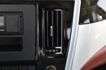 ����ʮͨ ����� 200���� 4X2 �泵�������䳵(STQ5188JSQ6)ͼƬ