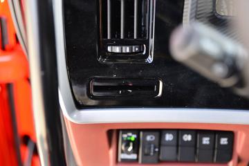 ����ʮͨ ����� 200���� 4X2 �泵�������䳵(STQ5188JSQ6)ͼƬ