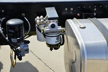 ����ʮͨ ����� 200���� 4X2 �泵�������䳵(STQ5188JSQ6)ͼƬ