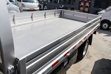 ������Խ��X7 ������ 1.6L 105���� CNG 3.7�׵�������С��(CKS1032X7RD6B1NG)ͼƬ