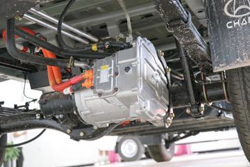 Խ ±T3 PLUS EV 3T 3.2׵Ŵ綯΢41.86kWhͼƬ