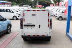 SRM鑫源 E3 2024款豪华型 2.8T 4.555米纯电动封闭货车38.64kWh