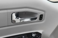 SRM鑫源 E3 2024款豪华型 2.8T 4.555米纯电动封闭货车38.64kWh