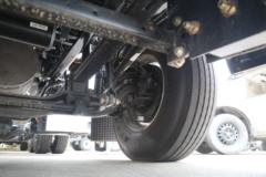 福田 欧曼EST 标载版 25T 6X4 纯电动牵引车(BJ4259EVDHF-02)423kWh